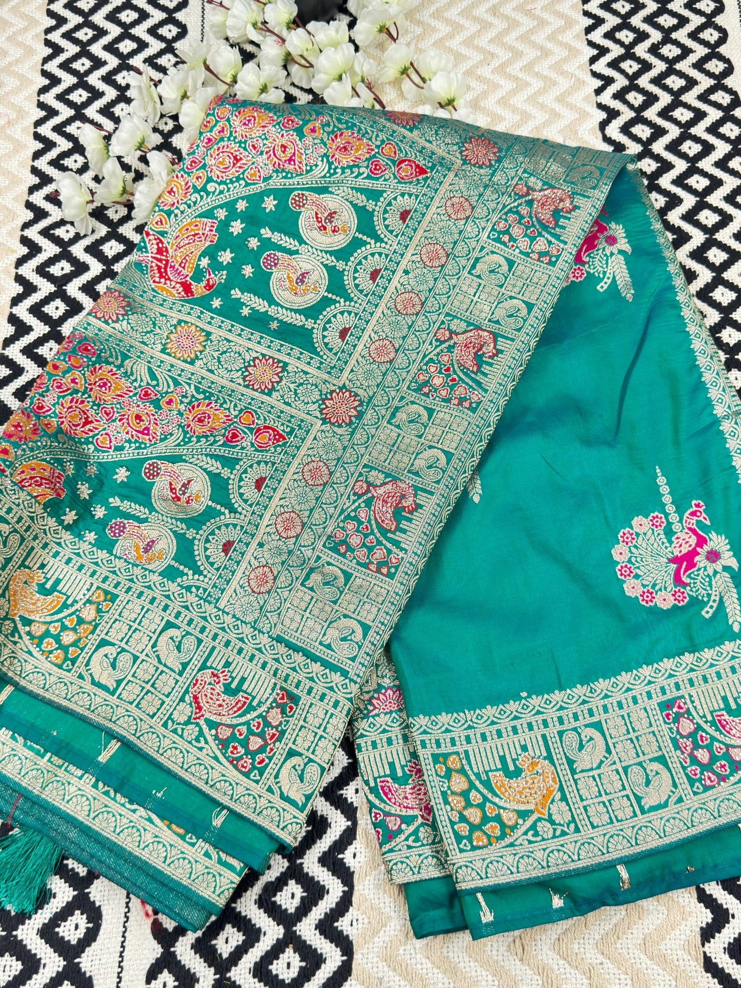 Premium Banarasi Peacock Designer Silk Saree – Teal Green🦋