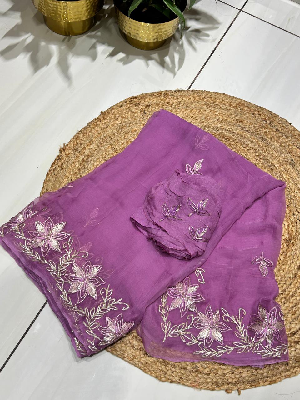 Elegant Chiffon Saree✨🧵