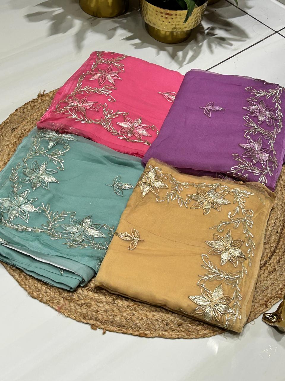 Elegant Chiffon Saree✨🧵