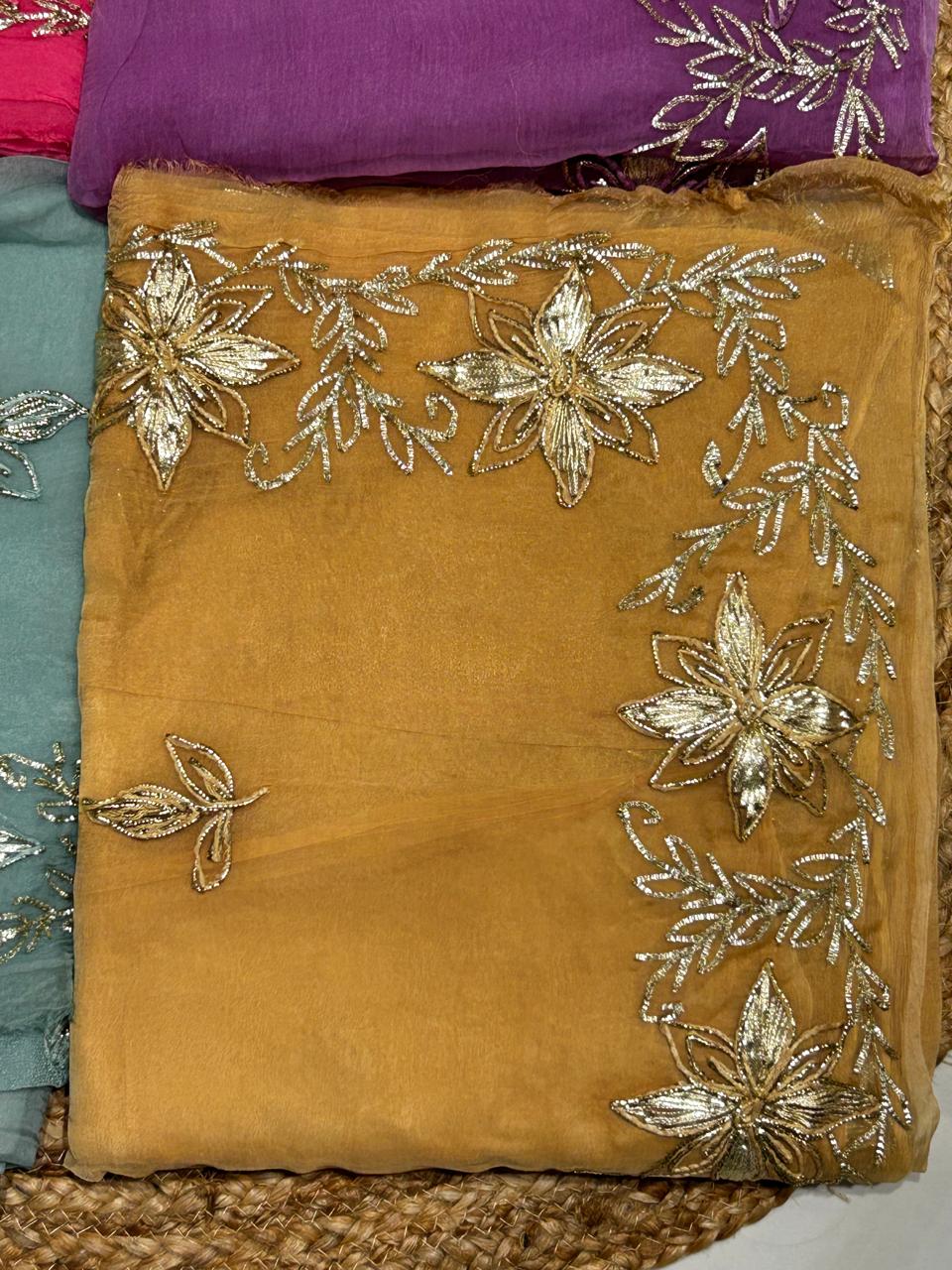 Elegant Chiffon Saree✨🧵