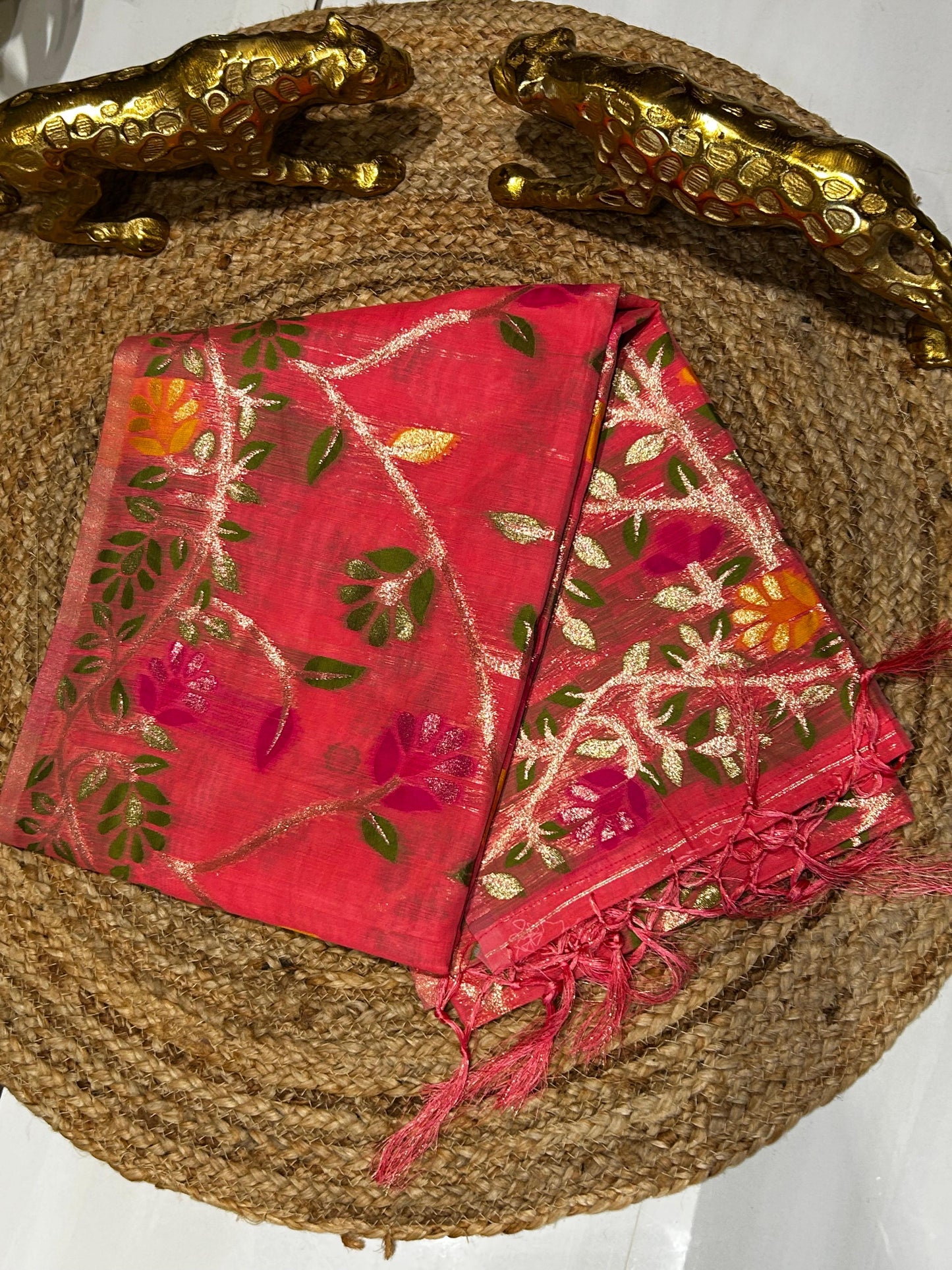 Premium Floral Embroidered Fine cotton silk Saree🌺🌱