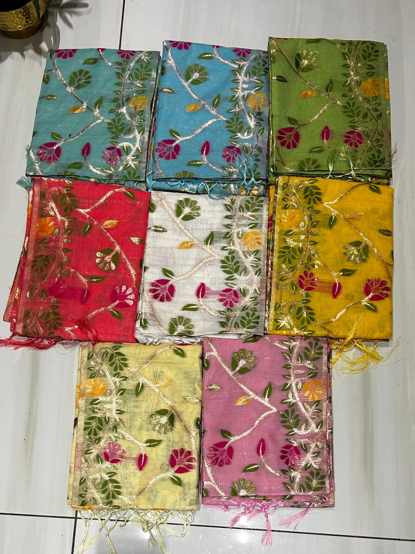 Premium Floral Embroidered Fine cotton silk Saree🌺🌱