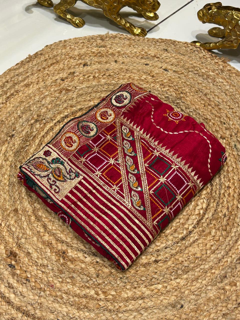 Gujarati Traditional Embroidered Saree🫑🌶️