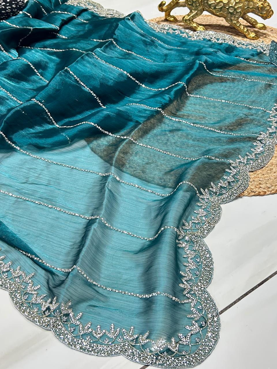 Premium Crush Tissue Silk Saree 🦋🪻