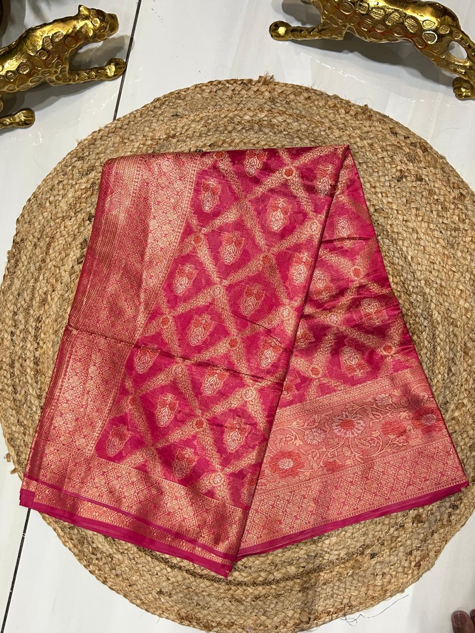 Banarasi Silk Sari with Zari Work🧵🫰🏻