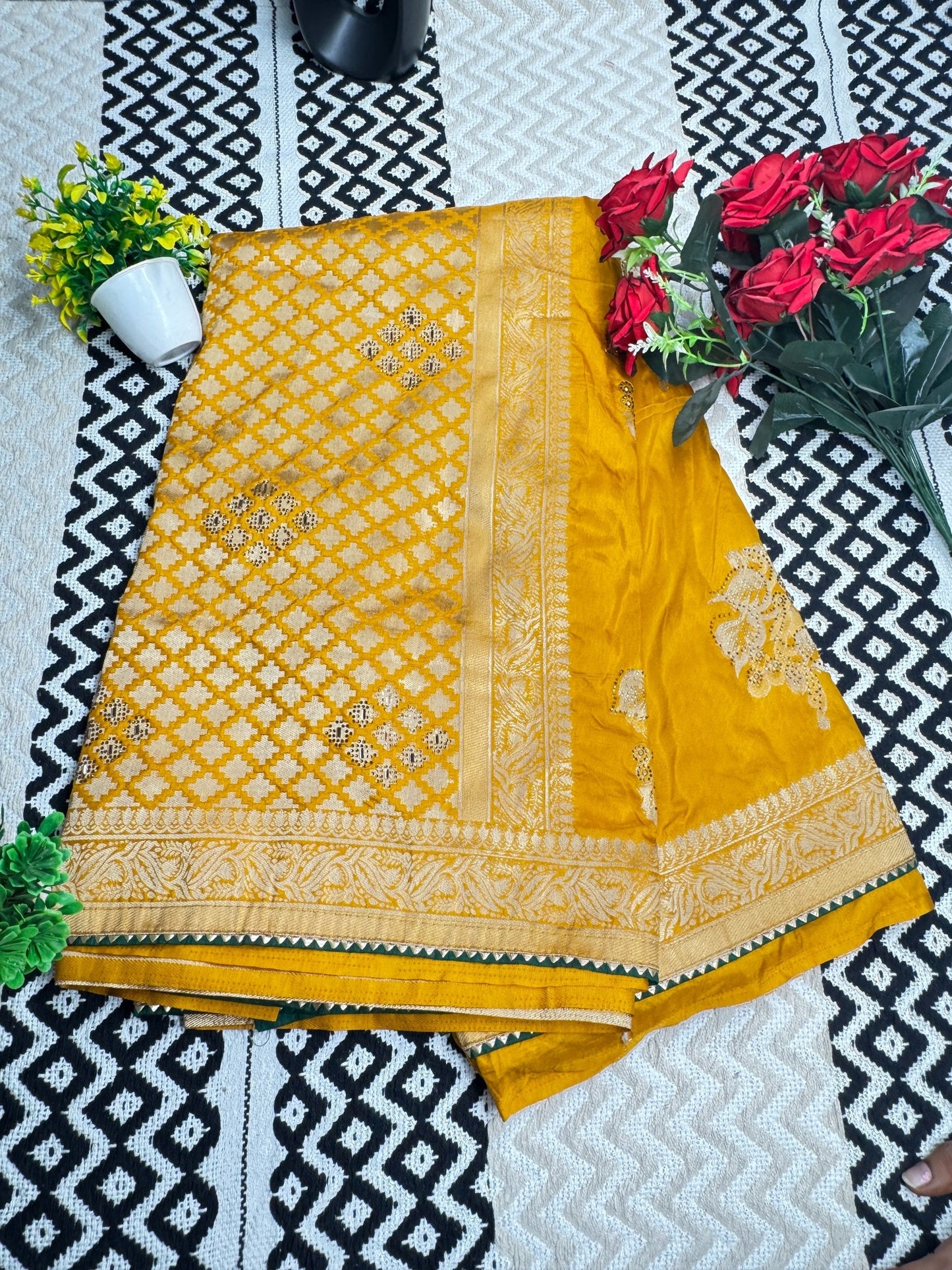Premium Mustard Dola Silk Saree with Zari Weaving & Sequin Work🌼