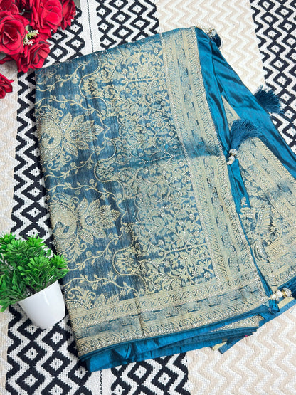 Premium Dola Silk Saree with Rich Zari Border🧵