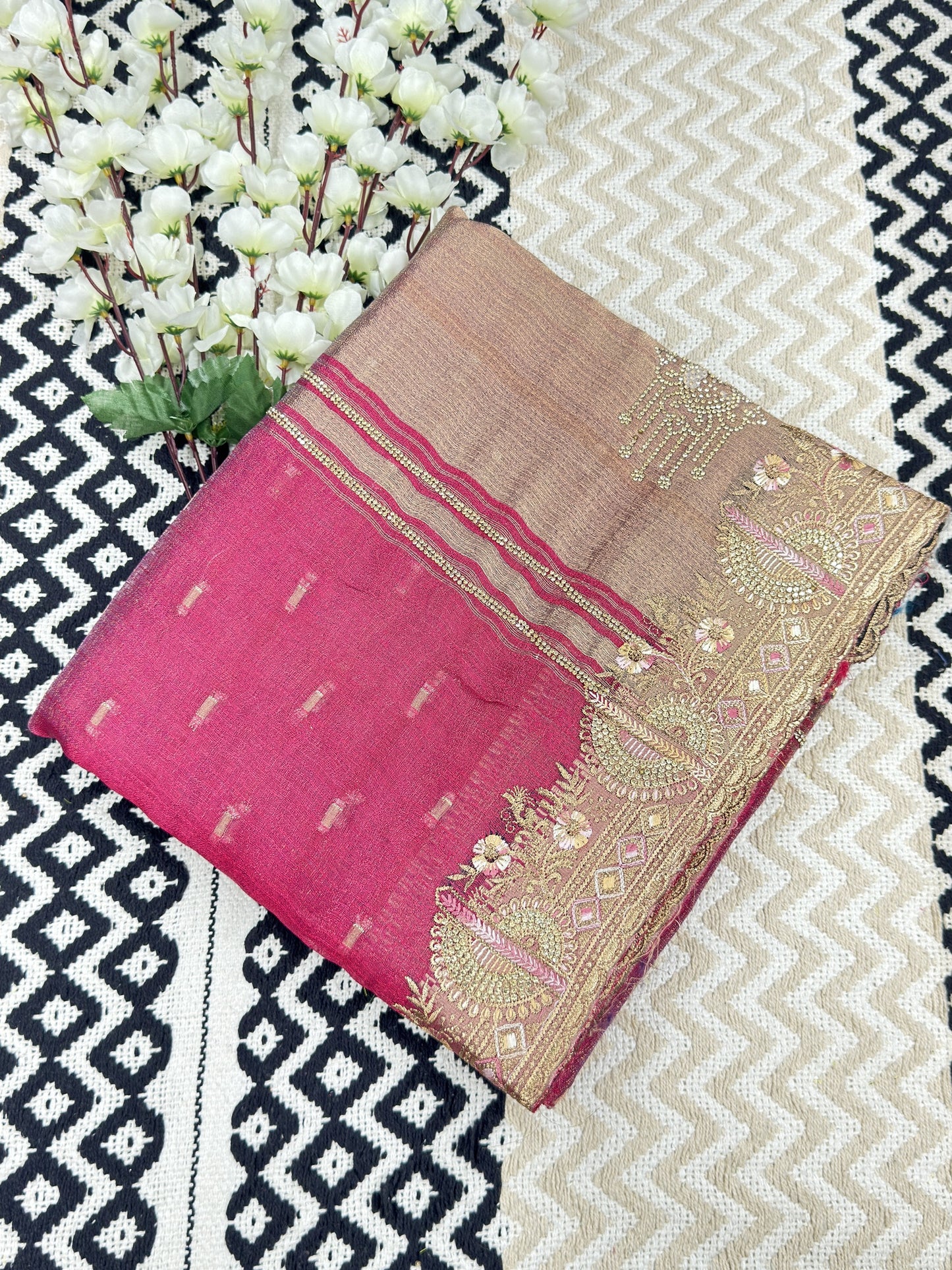 Khadi Style Tissue Saree with Golden Zari Pallu & Zarkan Work💪🏻