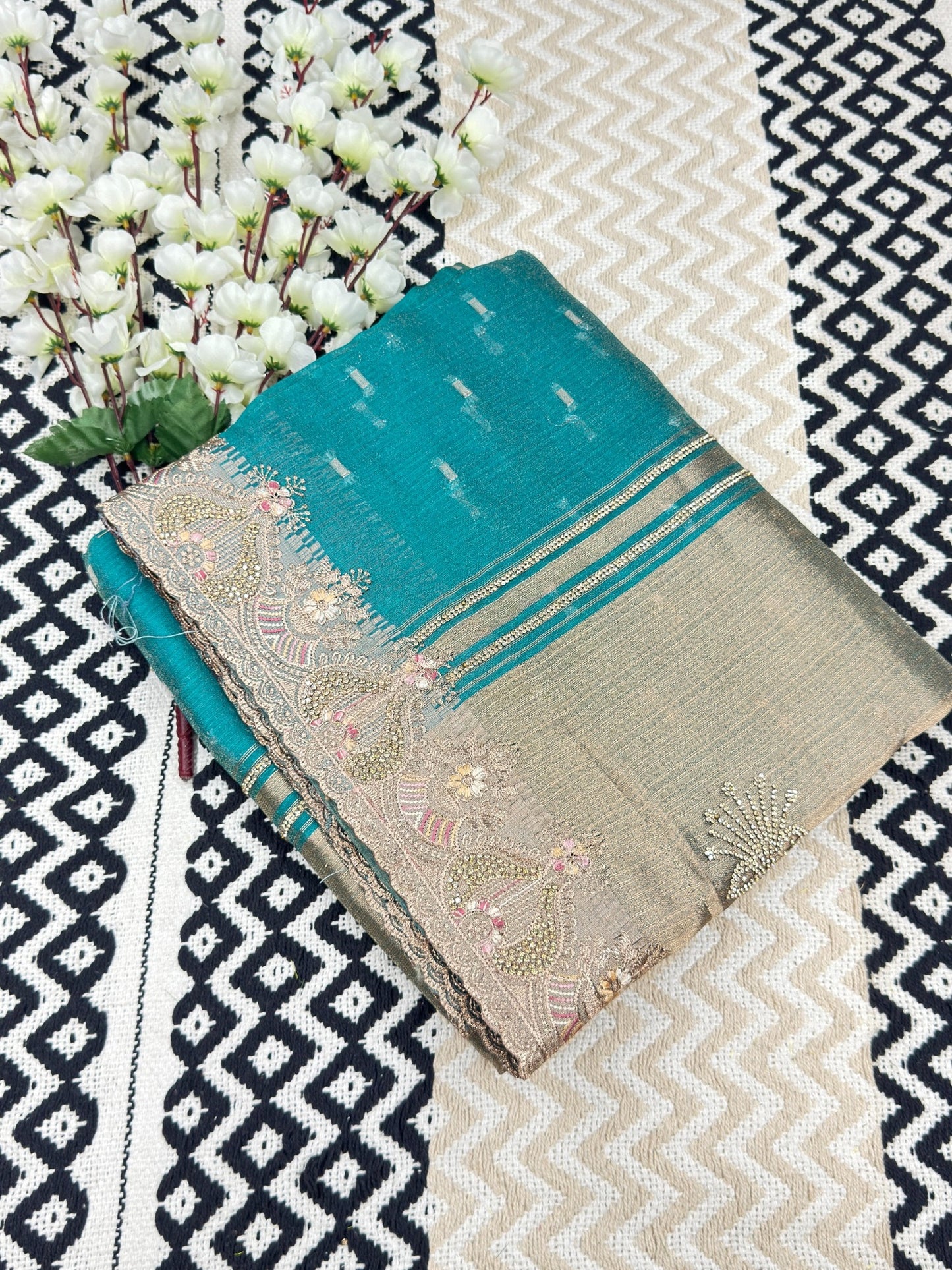 Khadi Style Tissue Saree with Golden Zari Pallu & Zarkan Work💪🏻
