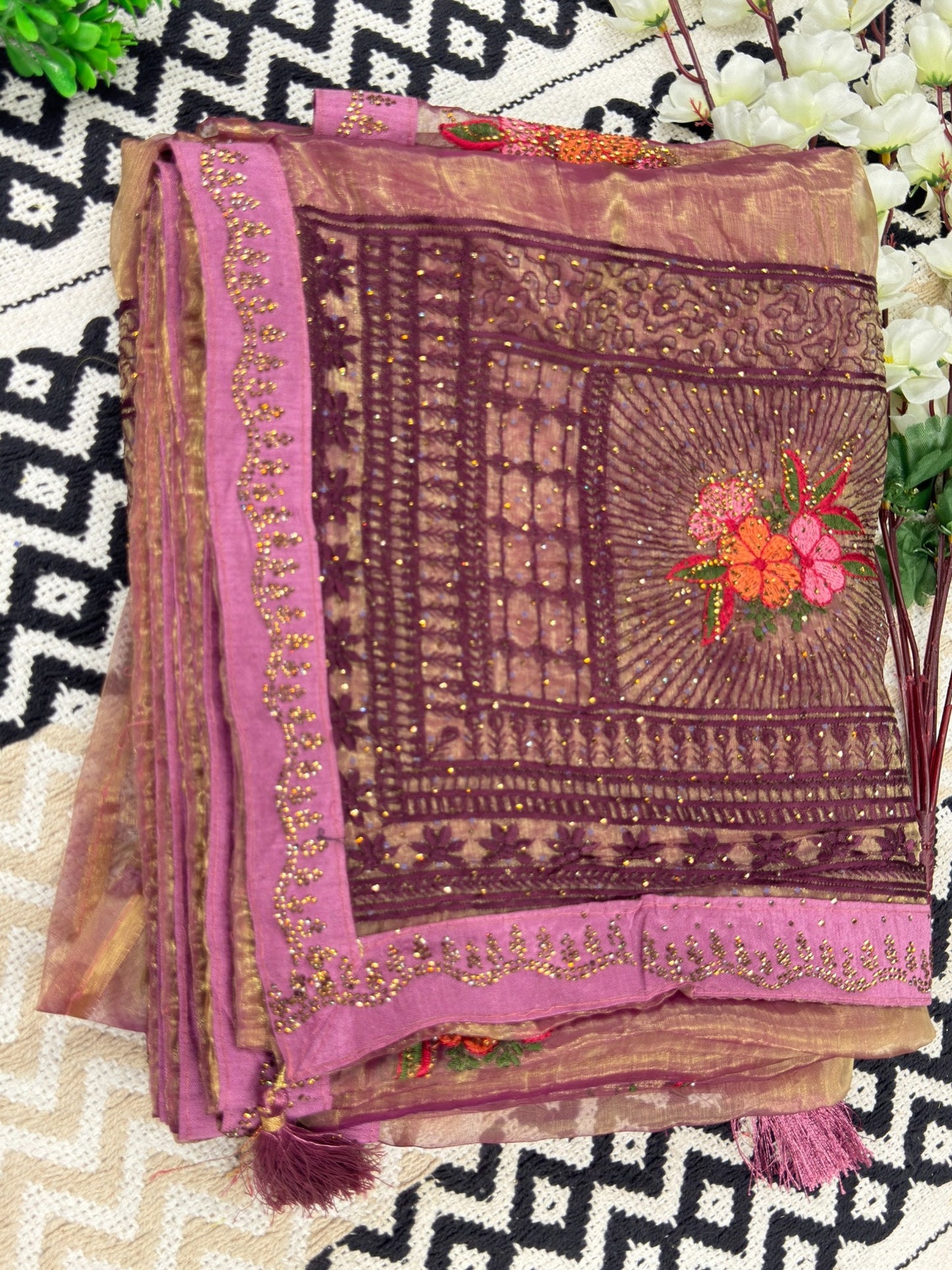Organza Embroidered Saree 🧵
