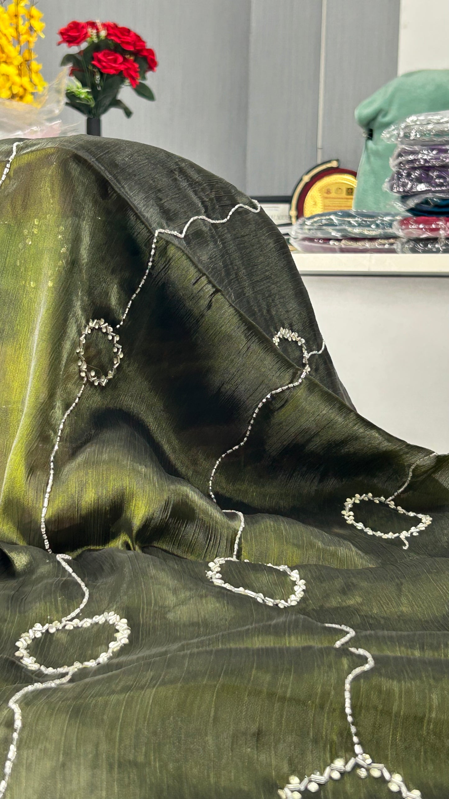 Premium Organza Georgette Crush Handwork Saree with floral vine motifs⭕️