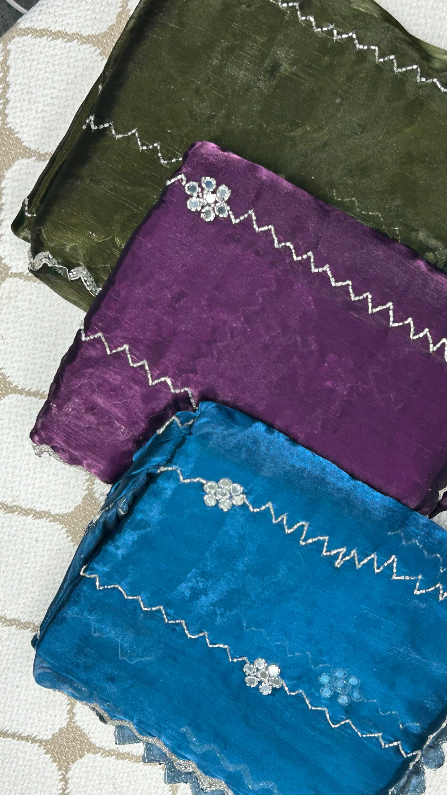 Premium Organza Georgette Crush Handwork Saree🌸