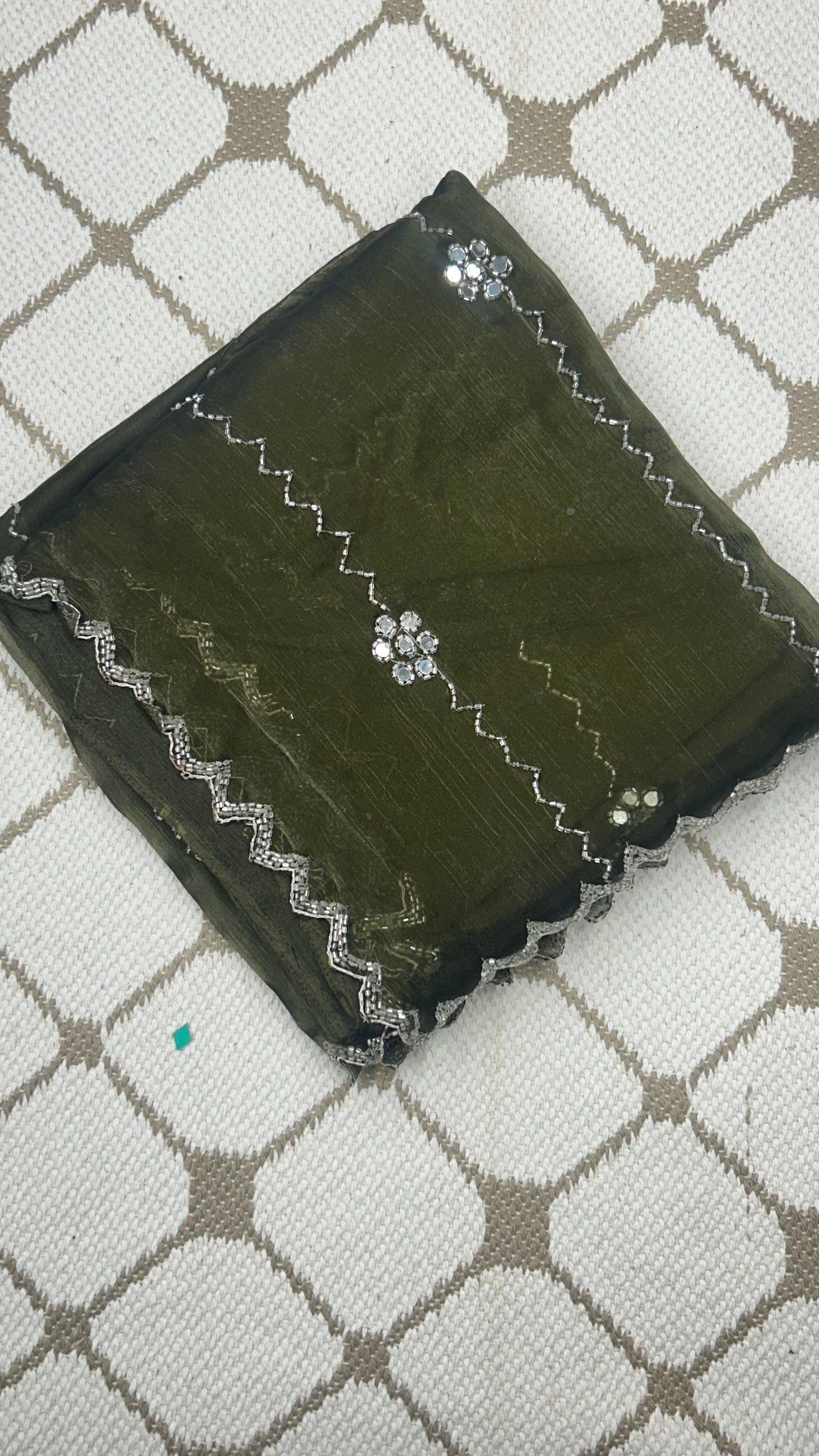 Premium Organza Georgette Crush Handwork Saree🌸