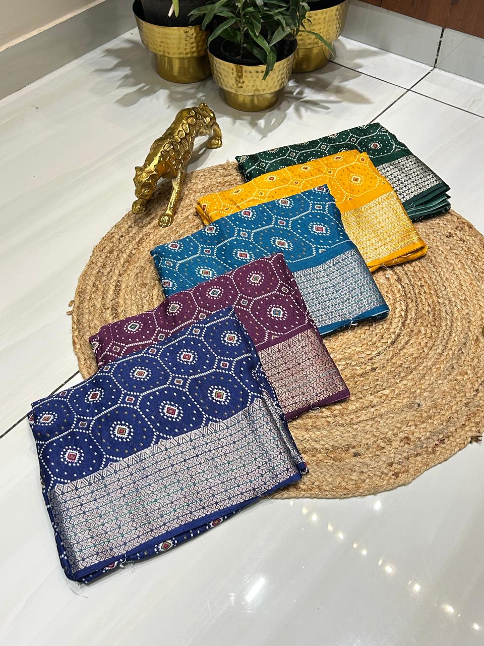 Traditional Bandhej Printed Silk Saree🌶️🫑