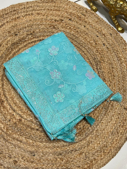 Premium Floral Organza Saree🌸❄️