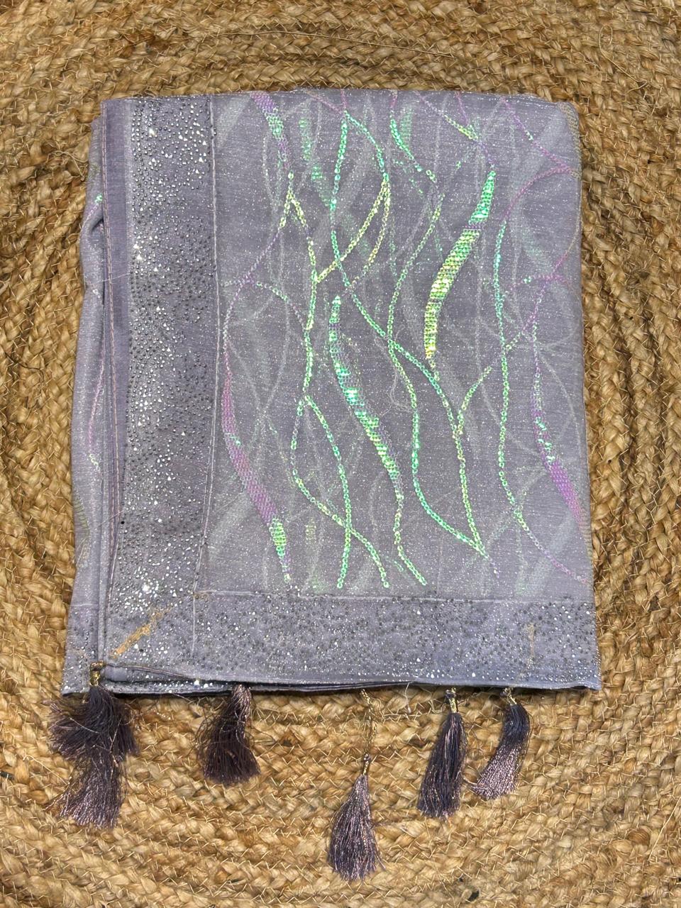 Premium Wavy Line Organza Saree🪸❄️