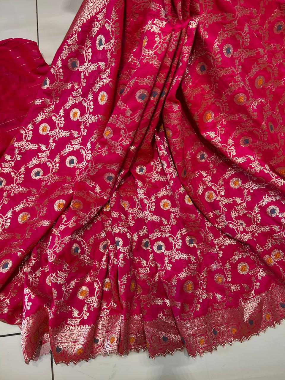 Premium Banarasi Silk🌺🌱🌼