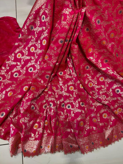 Premium Banarasi Silk🌺🌱🌼