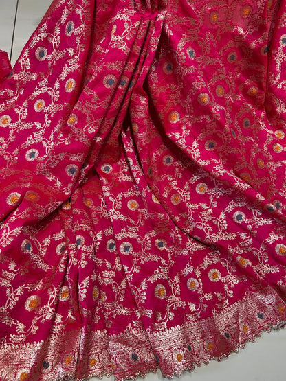 Premium Banarasi Silk🌺🌱🌼