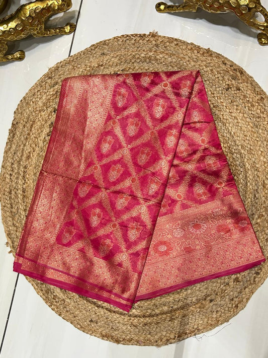 Banarasi Silk Sari with Zari Work🧵🫰🏻