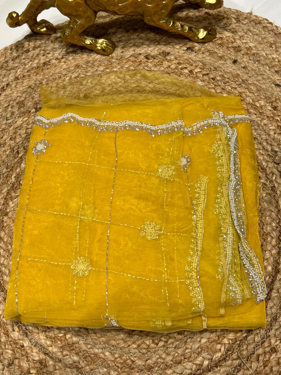 Soft Oraganza Saree With Pearl work🐚❄️