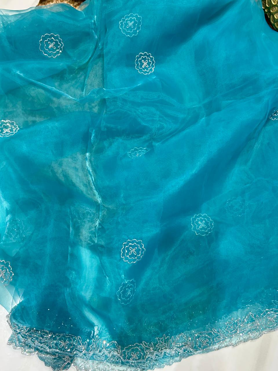 Premium Soft Organza🌸🌱