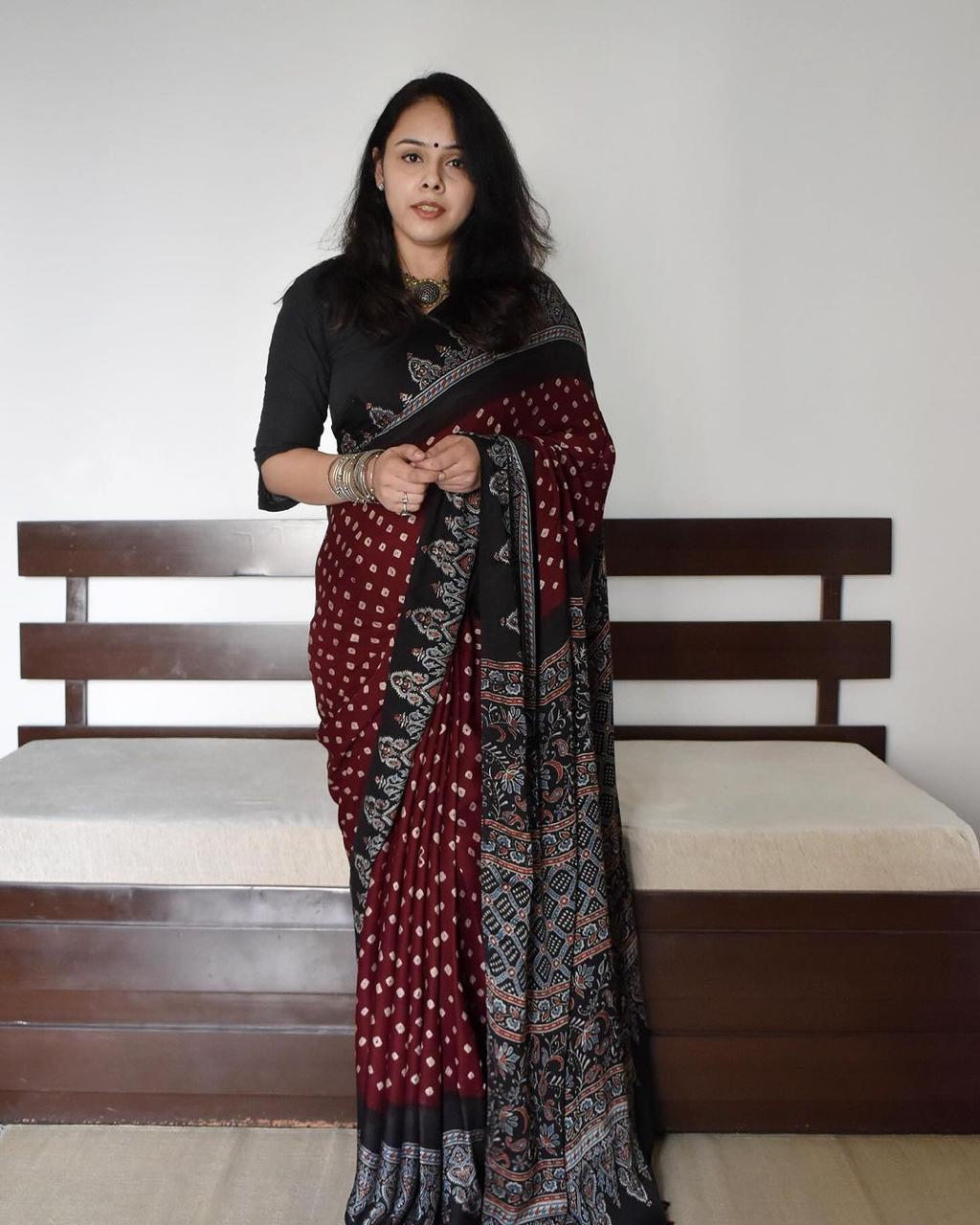 Tussar Silk Saree With Digital Print🫐🍇