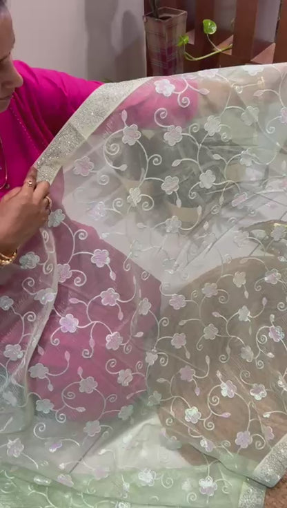 Premium Floral Organza Saree🌸❄️